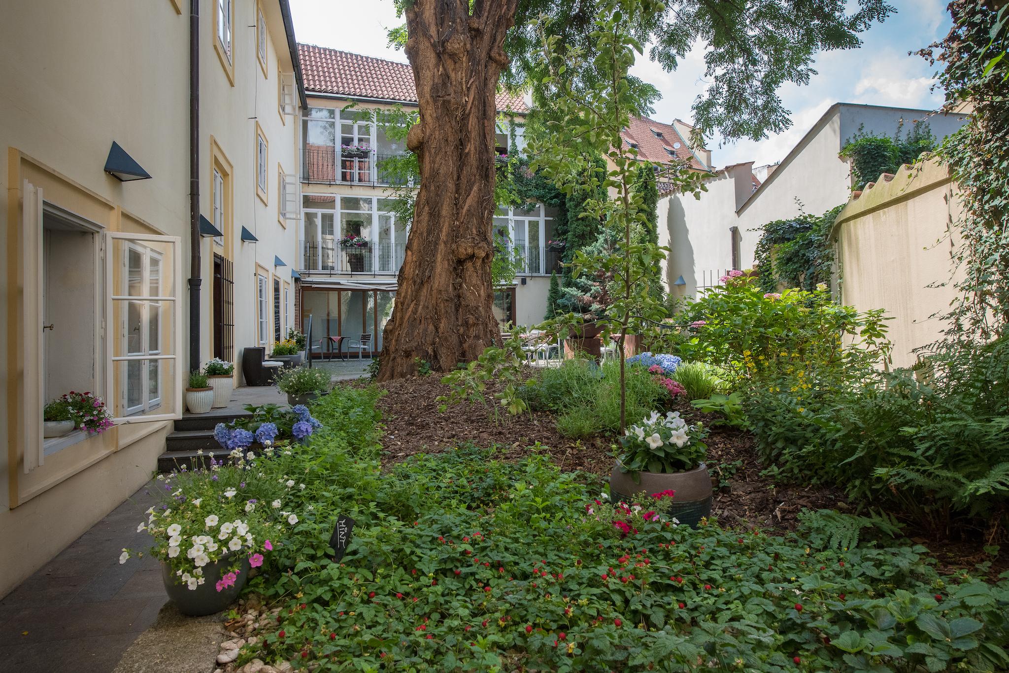 Monastery Garden Hotel Prag